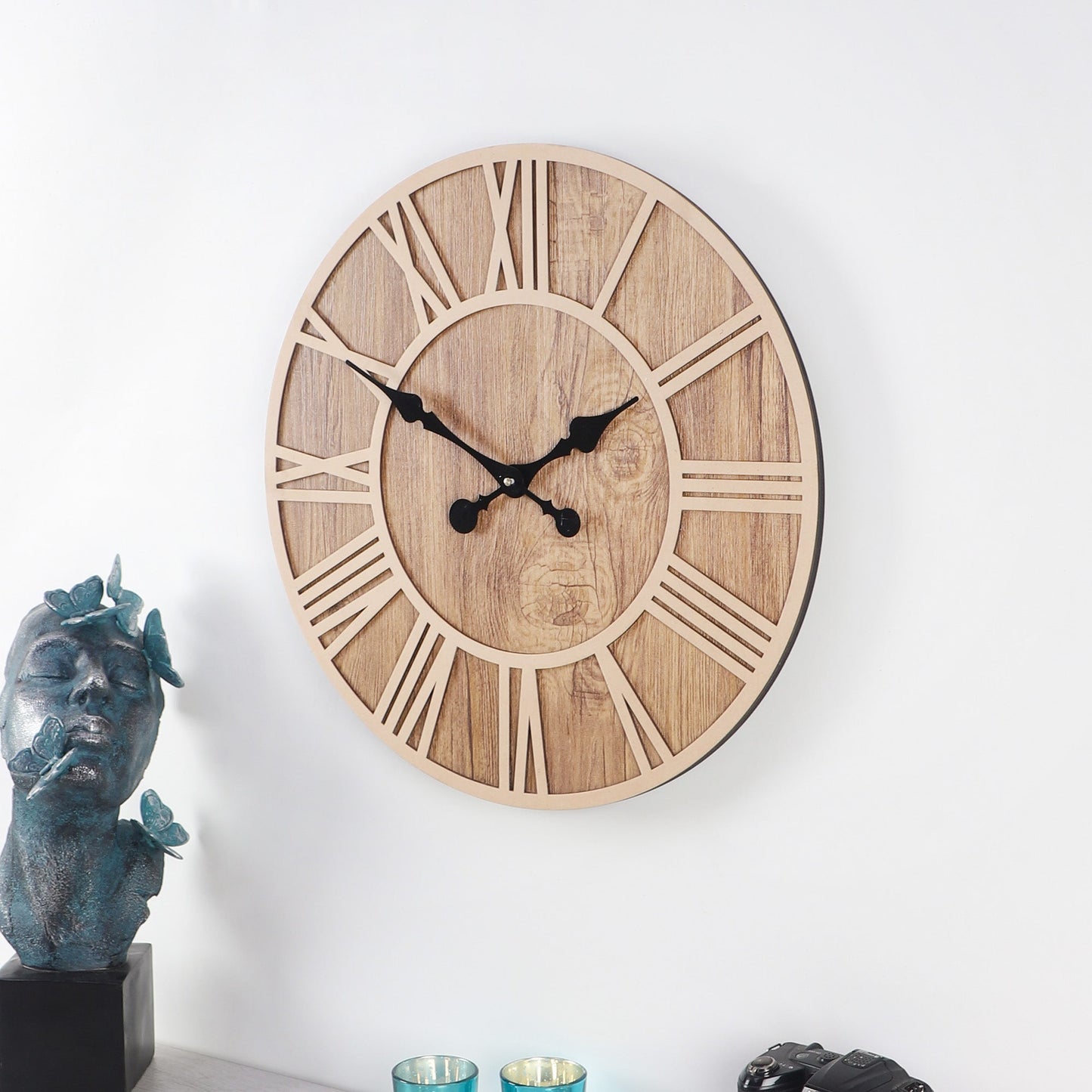 wc10 Farmhouse Wooden Wall Clock with Roman Numerals